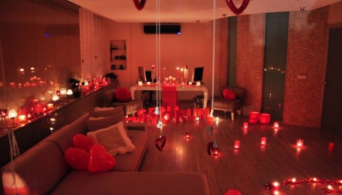 How to decorate a room for valentines